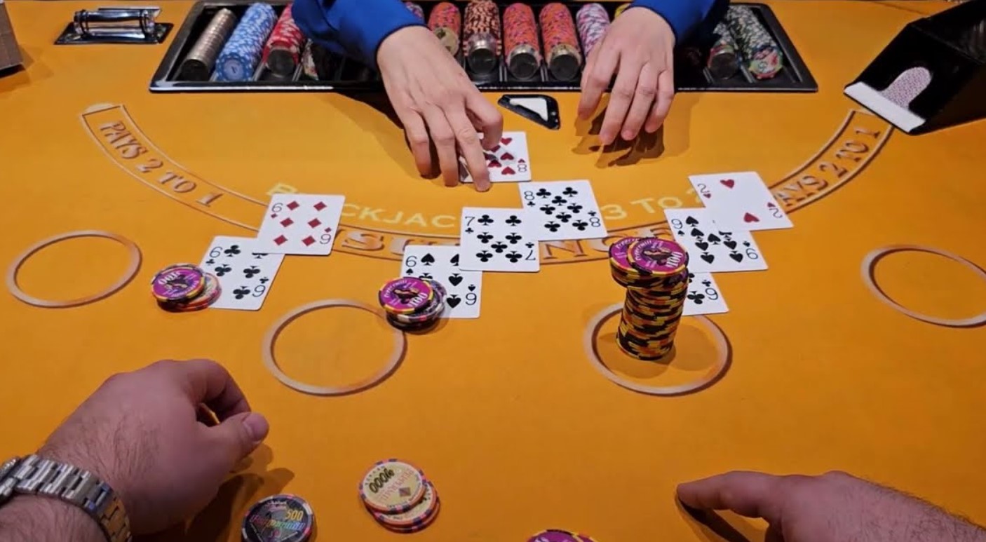 Các thể loại game bài phỏm hiện nay